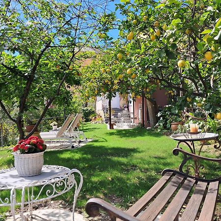 Florinda Lemon'S Suite Cervo Eksteriør bilde